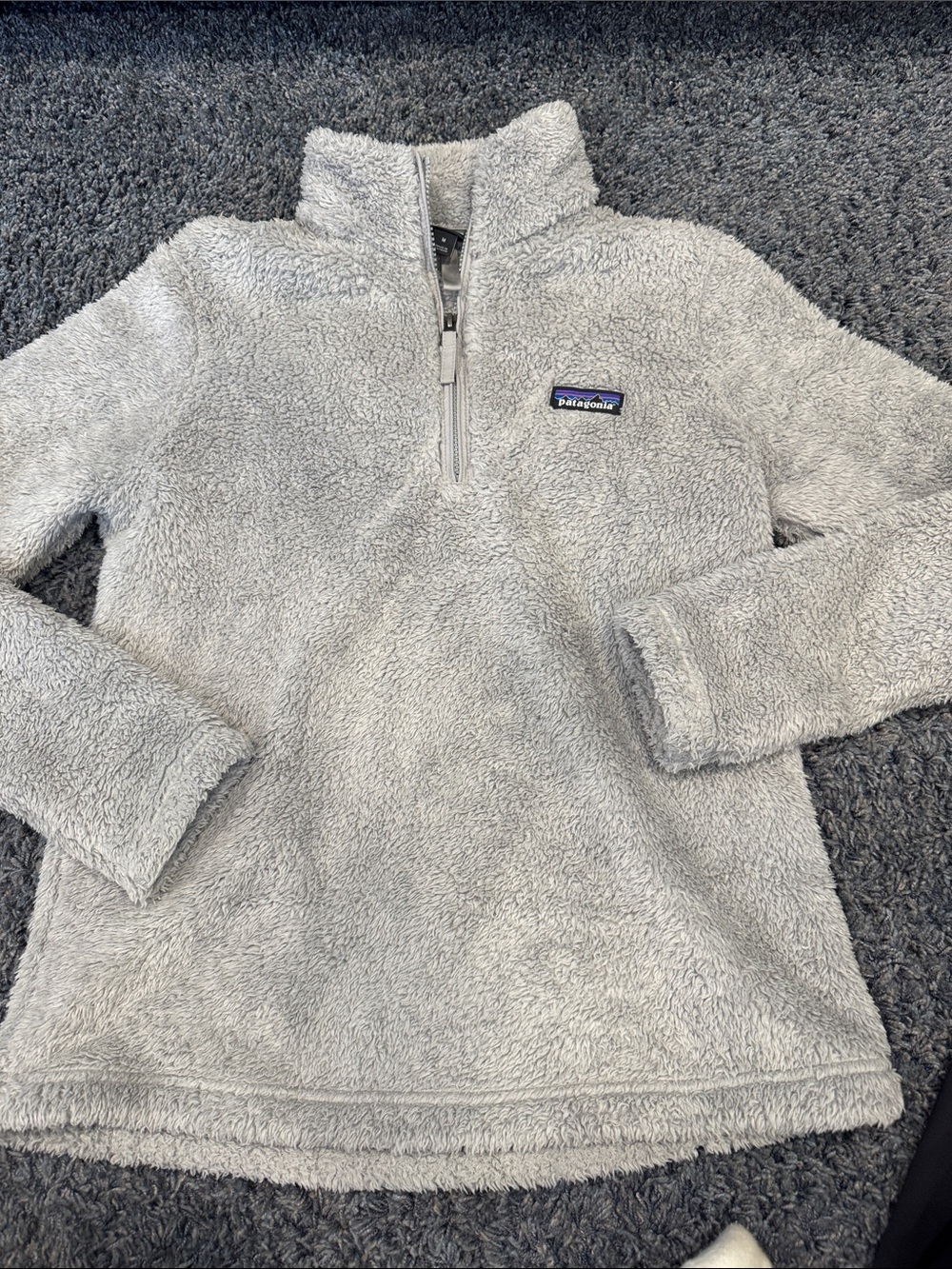 Patagonia 1/4 zip grey medium